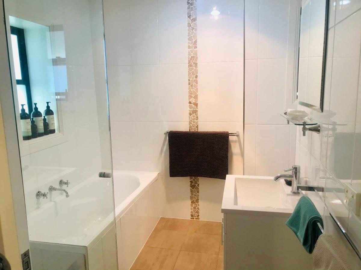 Cornelias Cottage Mount Gambier Central エクステリア 写真